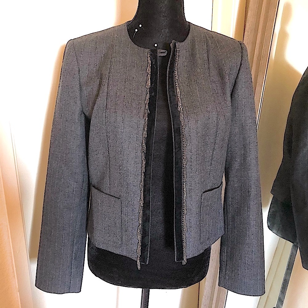 Vintage grey Harve Benard embellished blazer jacket with chain detail velvet